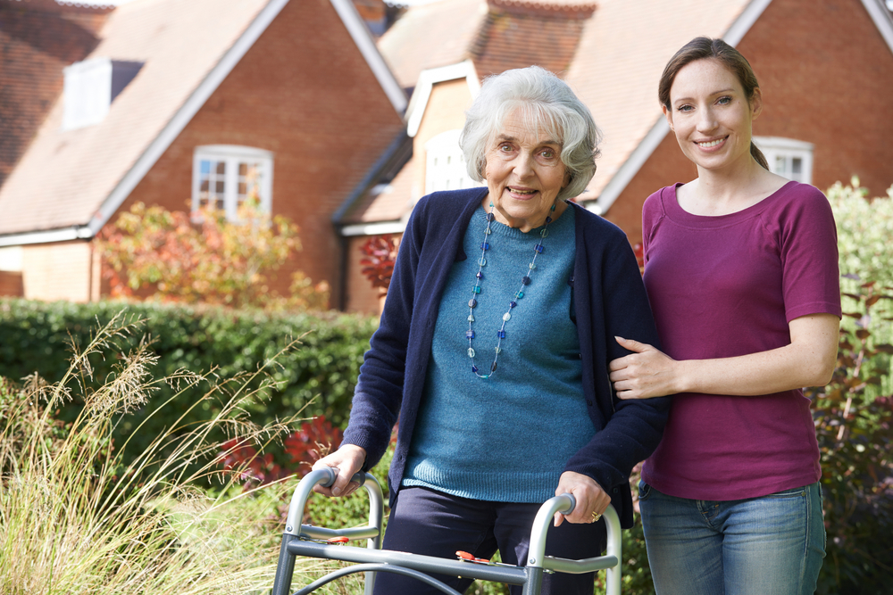 5 Ways Caregivers Can Help Their Elderly Loved Ones Prevent Falls