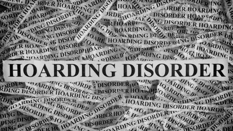 How to Cope With a Parent Who Has Hoarding Disorder